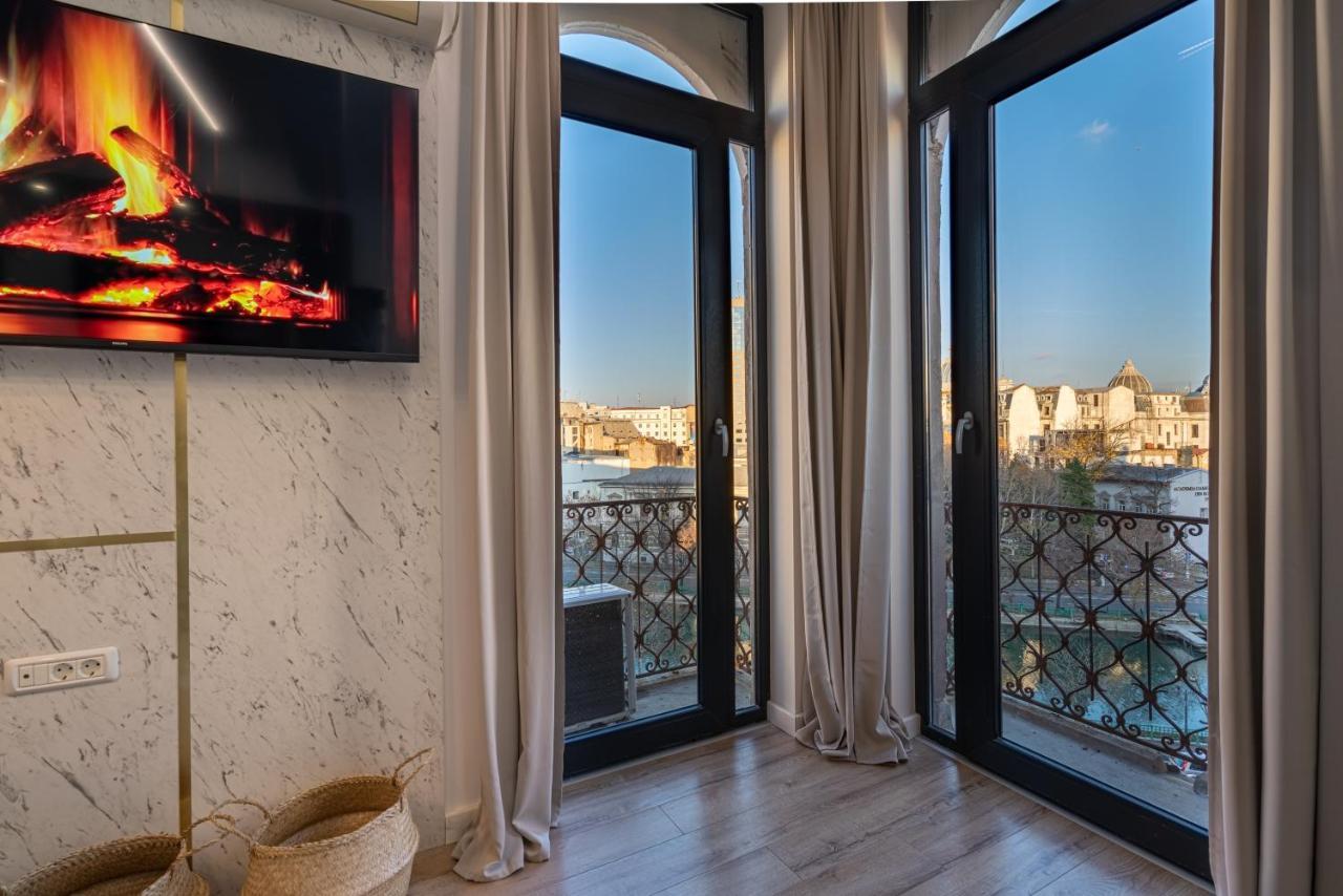 Appartamento Golden View - Breathtaking Location In Bucarest Esterno foto